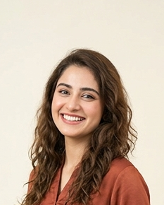 Zoha Chauhan